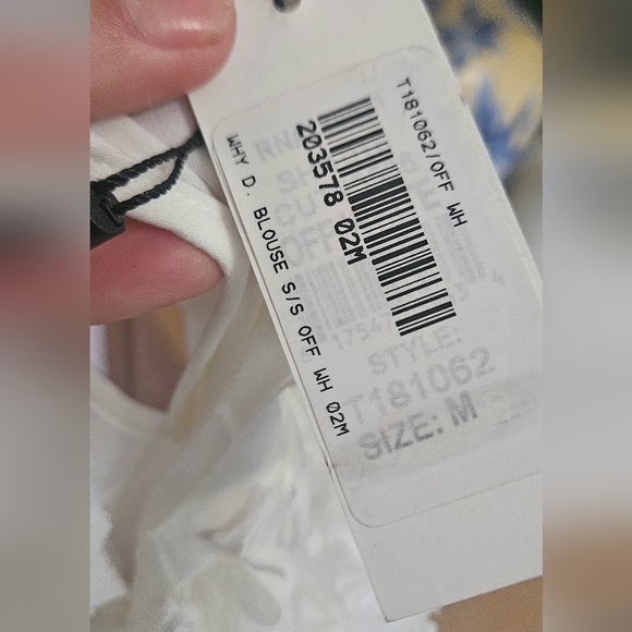 WHY DRESS Elegant SequinTextured Blouse w/Pleated Accordian Sleeves White. M NWT - Picture 6 of 15